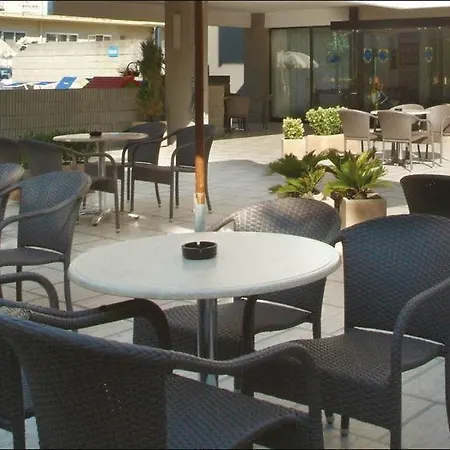 Tiziana Hotel 3*