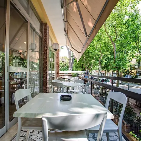 Tiziana Ρίμινι