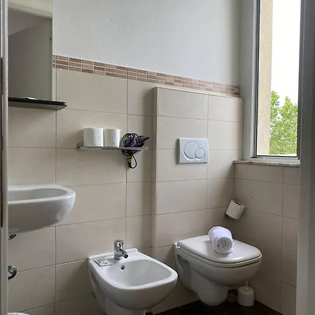 Tiziana 3*