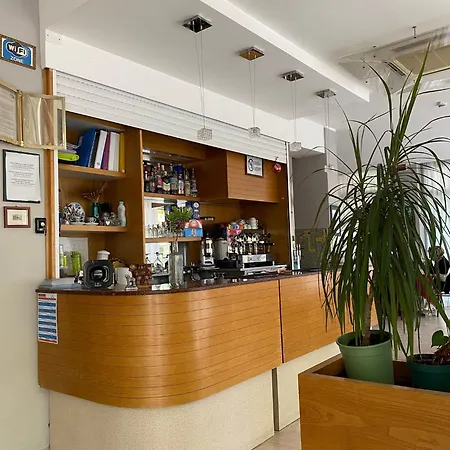 Tiziana 3*