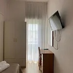 Tiziana 3*