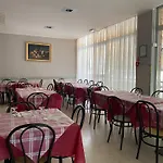 Tiziana Hotel 3*