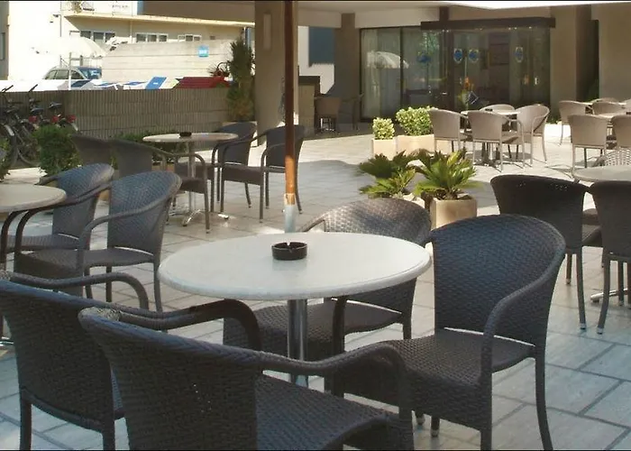 提兹亚娜酒店 酒店 3*